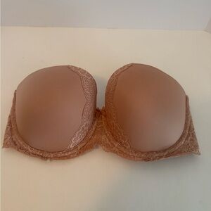 Victoria's Secret Lace-Trimmed Strapless Bra